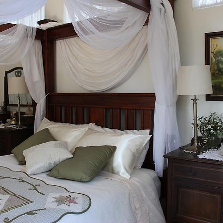 Whispering Pines Bed And Breakfast Collie Екстериор снимка